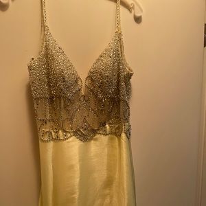✨✨David Bridal Floor Length Gown✨✨